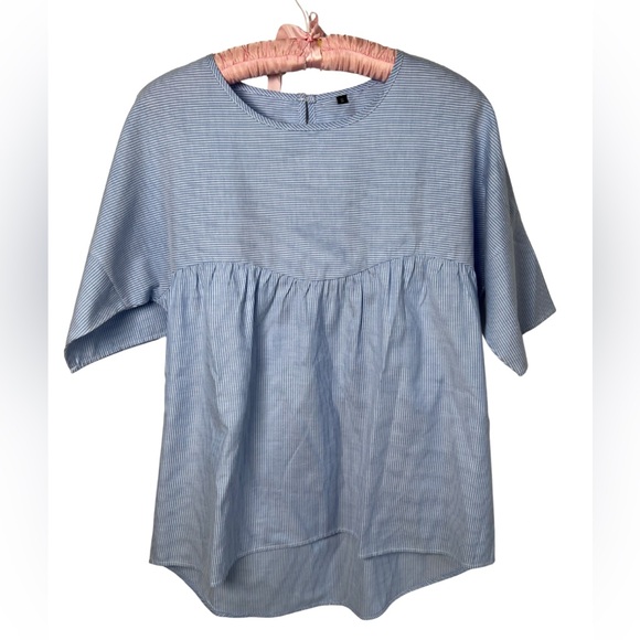 Source Unknown Tops - Light Blue & White Striped Blouse Size Small
